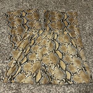 Snake skin pants 🐍